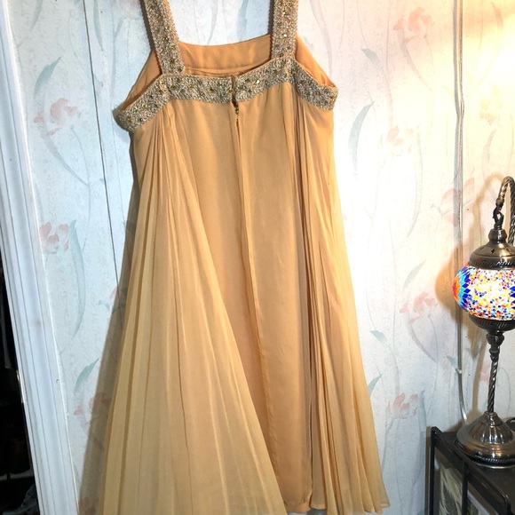 Vintage 1960’s Jr. Theme New York gown. - Picture 3 of 5
